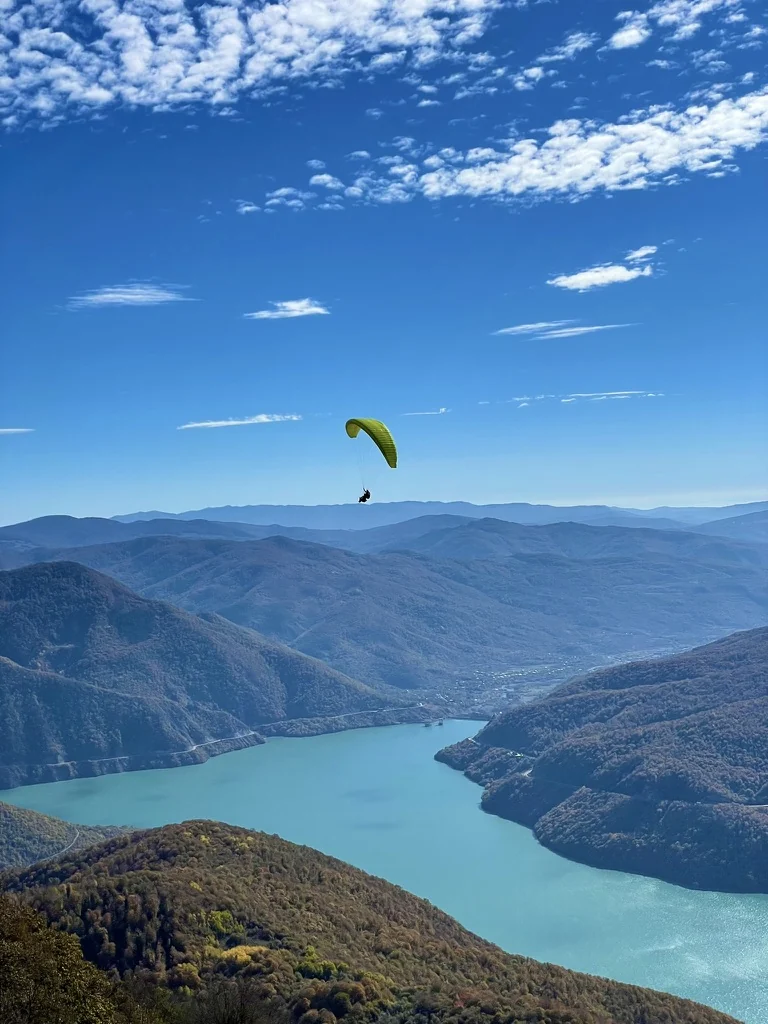 Tandem Flying in Ananuri